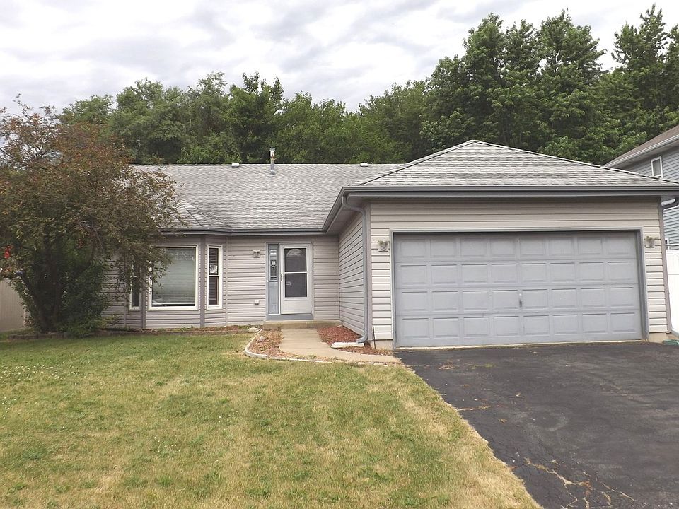 1st image of 3822 Brenton Dr