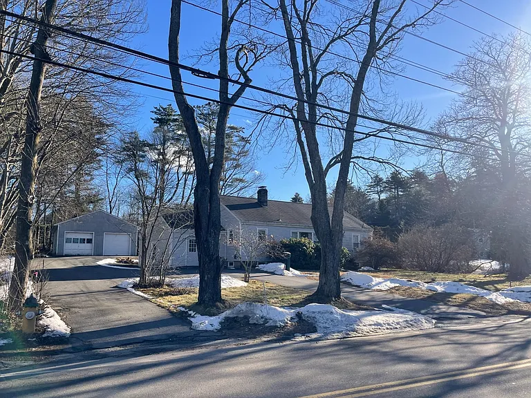 732 Highland Ave — Photo 26