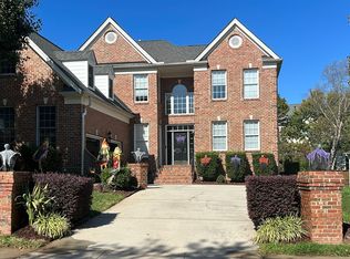 9112 Sanctuary Ct, Raleigh, NC 27617