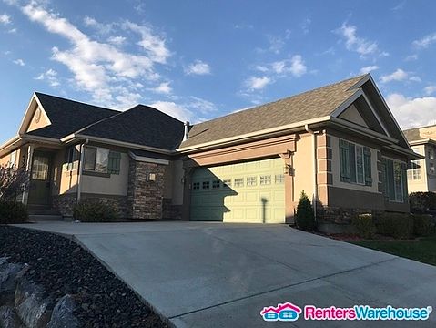 1st image of 4327 N Chestnut Oak Dr