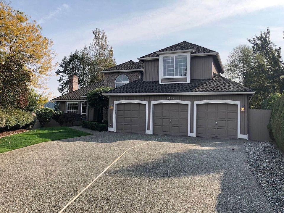 1st image of 13153 NE 202nd Ct
