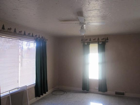 5th image of 481 N 8th St