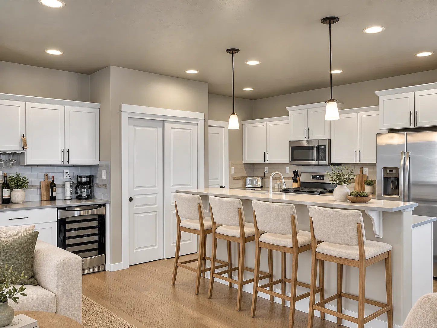 3 bed, 2.5 bath, 1743 sqft, $2,495 — Photo 3