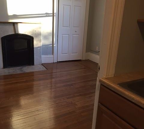 4th image of 1509 Westminster St APT 1