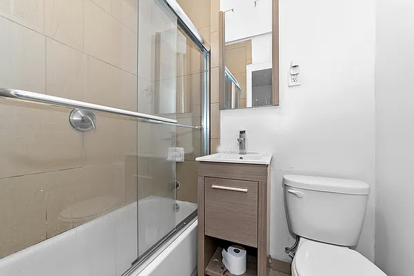 Rented by MNS | media 17