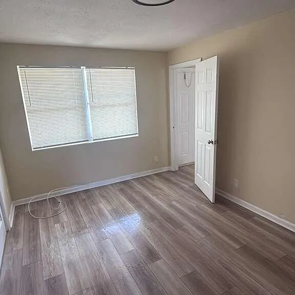 3722 Henry Ave #3 — Photo 7