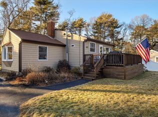 65 Bunnys Rd, Carver, MA 02330