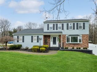 28 Old English Way, Wappingers Falls, NY 12590
