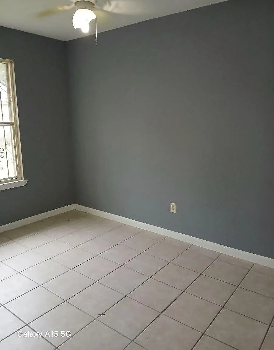 3 bed, 2.0 bath, 1414 sqft, $1,900 — Photo 4