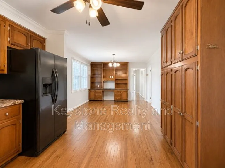 2111 Fleming Rd — Photo 5