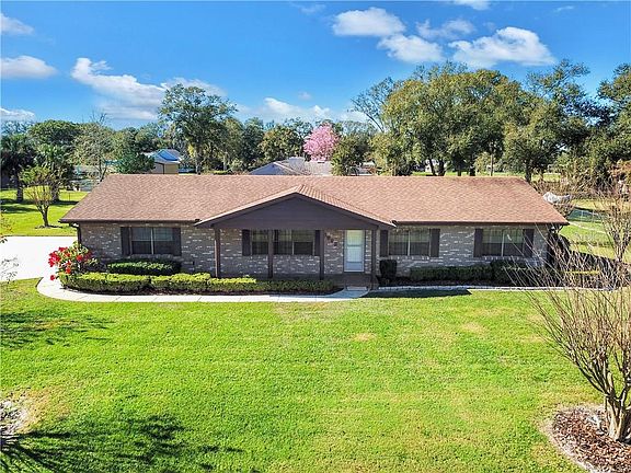 4th image of 8922 Lori Ln