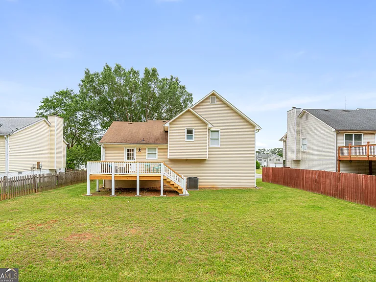 13 Huntcliff Dr — Photo 26