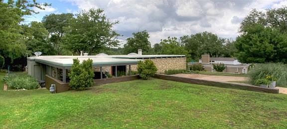 2nd image of 6840 Brants Ln