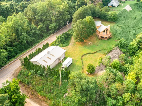 3490 Coffee Landing Rd, Adamsville, TN 38310