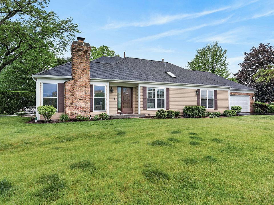 1st image of 131 Camden Ct