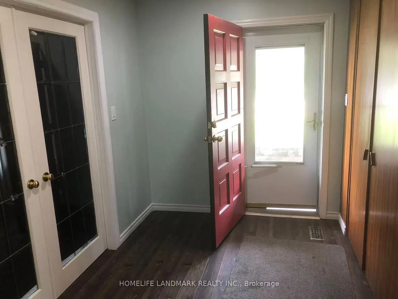 4 bed, $2,980 — Photo 1
