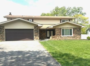 1402 Berry Ln, Flossmoor, IL 60422