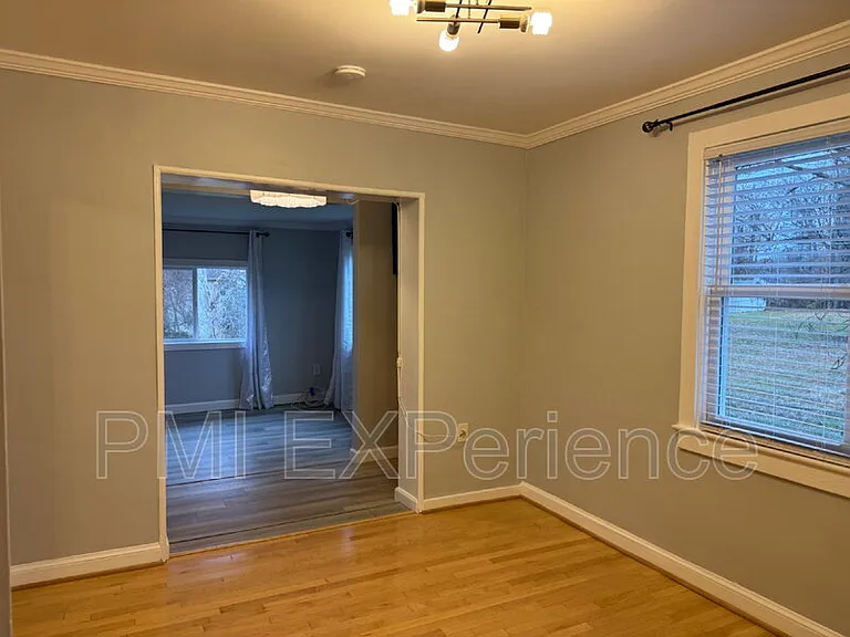 8203 Comet Dr — Photo 13