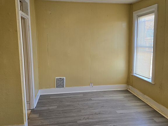 4th image of 1098 Willow St #B