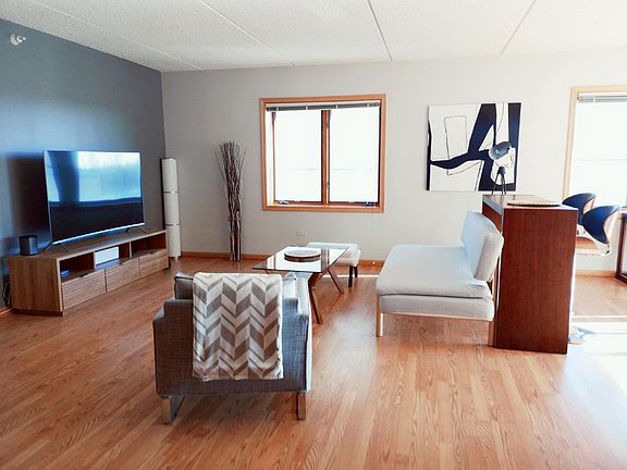 2nd image of 750 Pearson St APT 503