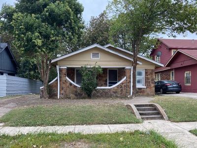 944 E Morningside Dr, Fort Worth, TX, 76104