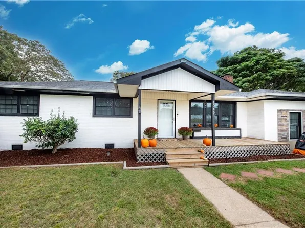 1049 Norwich Ave, Virginia Beach, VA 23455