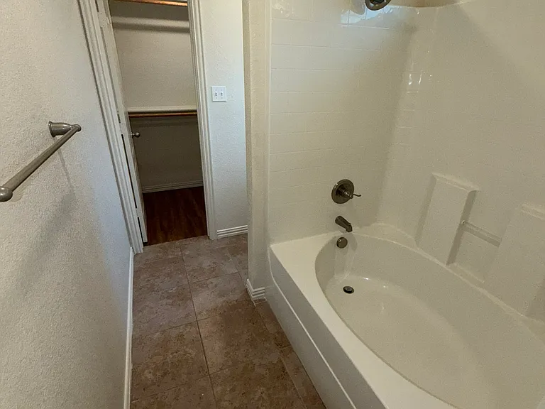 8321 Hogan Rd #B — Photo 10