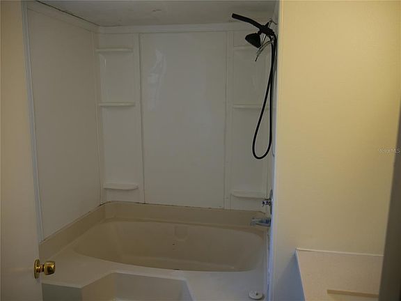 5th image of 8255 Richmond St