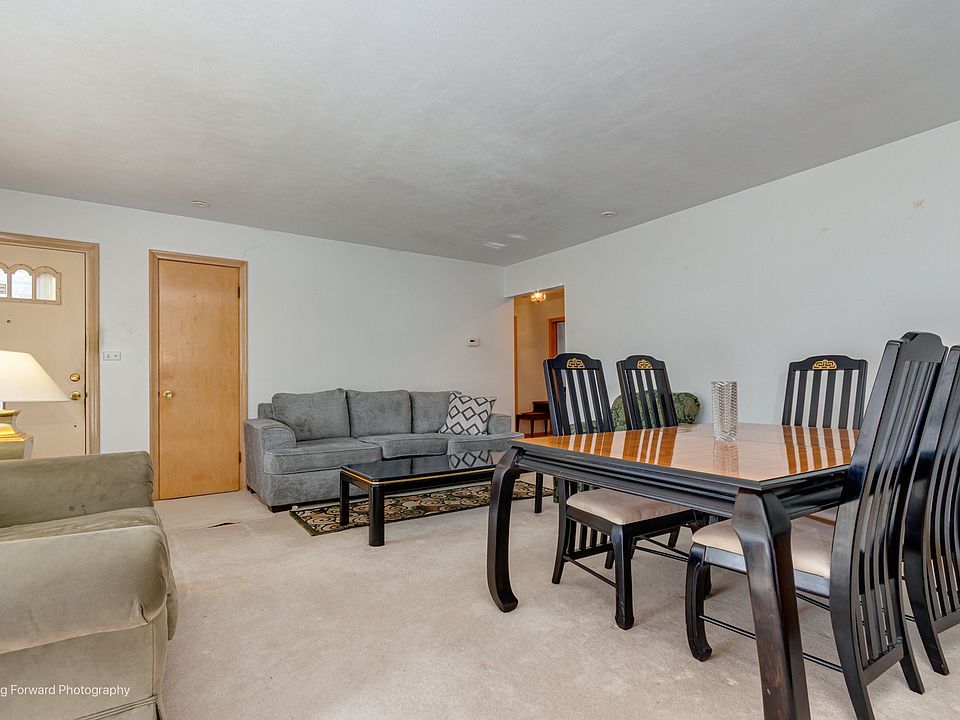 10610 Essex St, Westchester, IL 60154 | Zillow