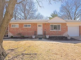 9836 Whitcomb Ln, Saint Louis, MO