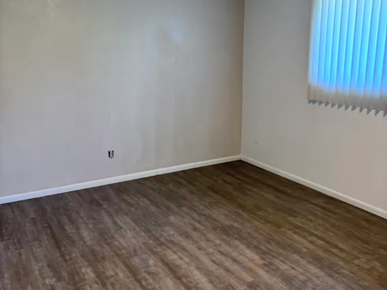 3606 NE 45th St — Photo 16