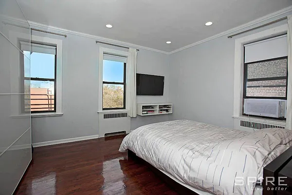 Sold by Spire Group | media 18