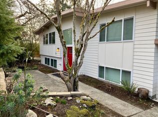 227 152nd Pl SE, Bellevue, WA 98007
