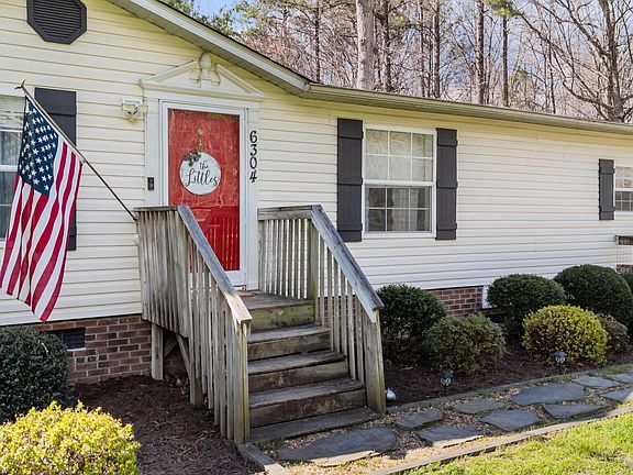 2nd image of 6304 Petunia Ln