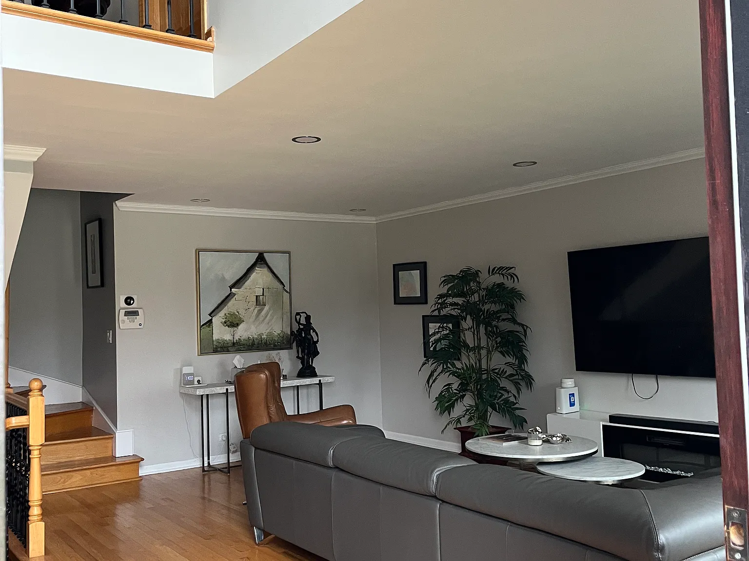 5 bed, 2800 sqft, $6,000 — Photo 3