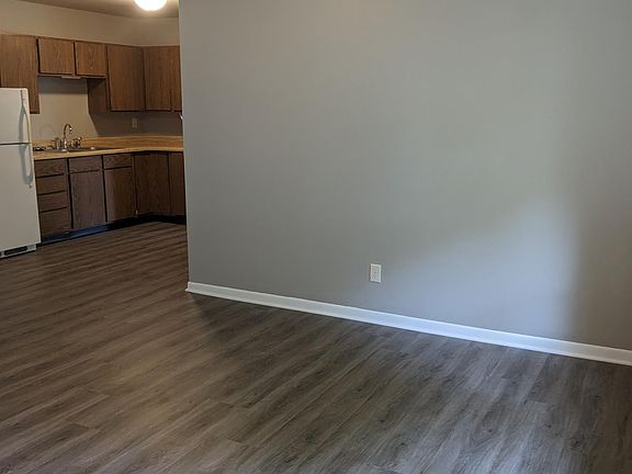 3rd image of 1201 Wells St APT C