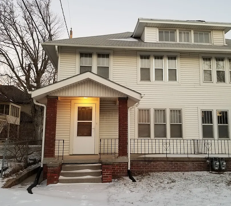 409-415 S 35th St #3418-3420-ST;