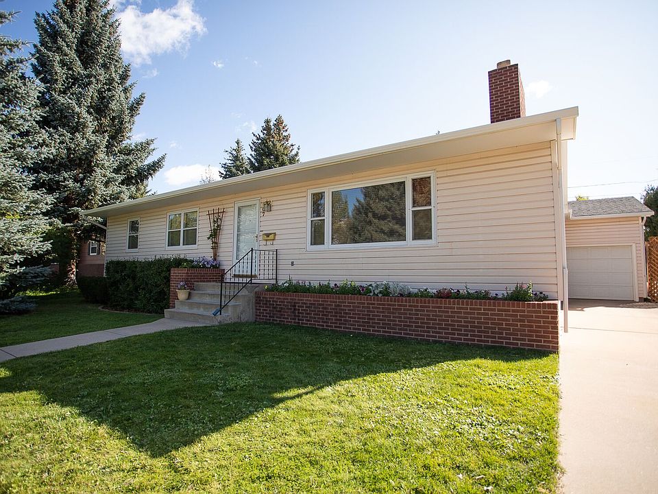 607 S 25th St, Laramie, WY 82070 Zillow