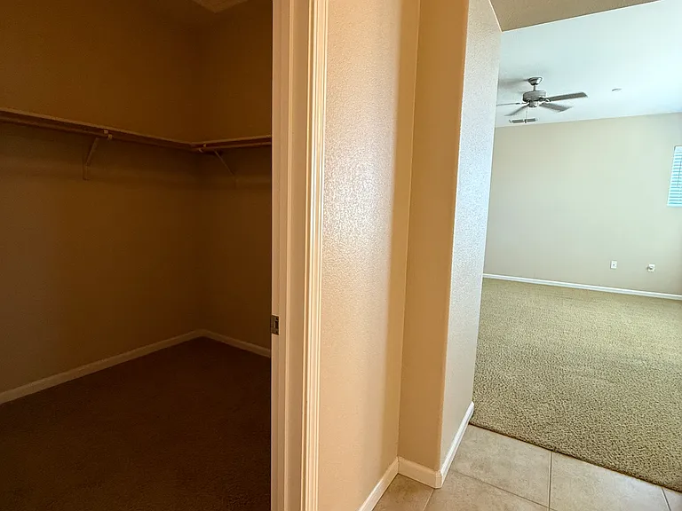 5301 E Commerce Way #11103 — Photo 39