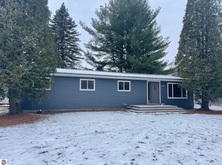 7120 E Jordan Rd, Mount Pleasant, MI 48858