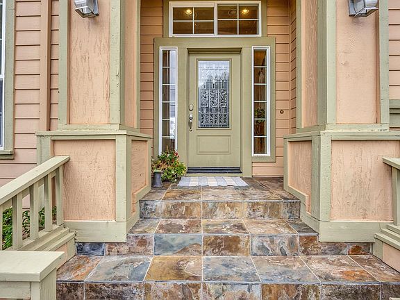 3rd image of 3445 Idlewood Drive