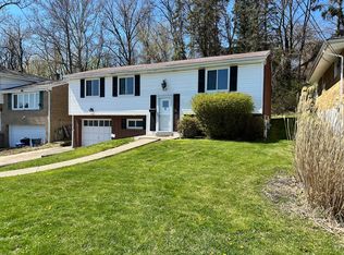 1010 Lessing St, Pittsburgh, PA 15220