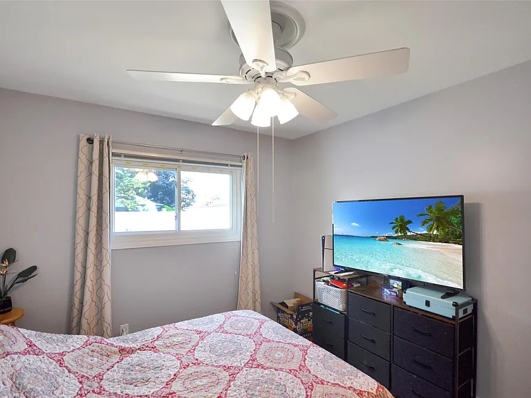 37653 Longacre Dr — Photo 20