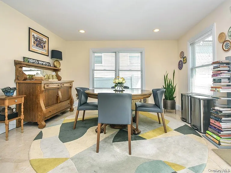 24 Sintsink Dr W — Photo 15