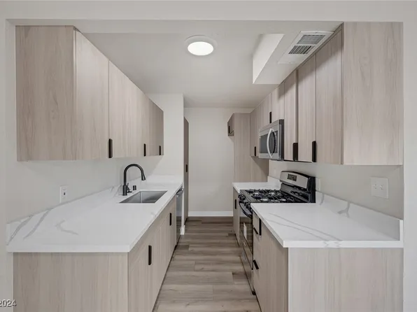 3539 Villa Knolls South Dr #0, Las Vegas, NV 89120