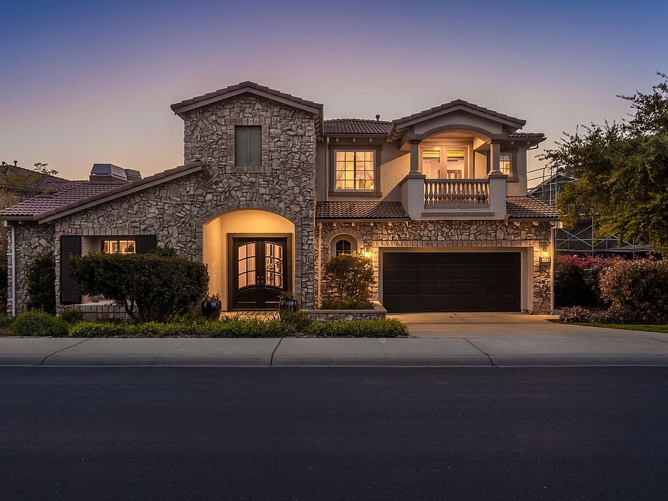1st image of 2604 Orsay Way