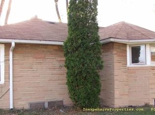 2810 Elim Ave, Zion, IL 60099