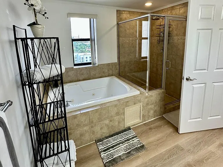 888 S Douglas Rd #1015 — Photo 15