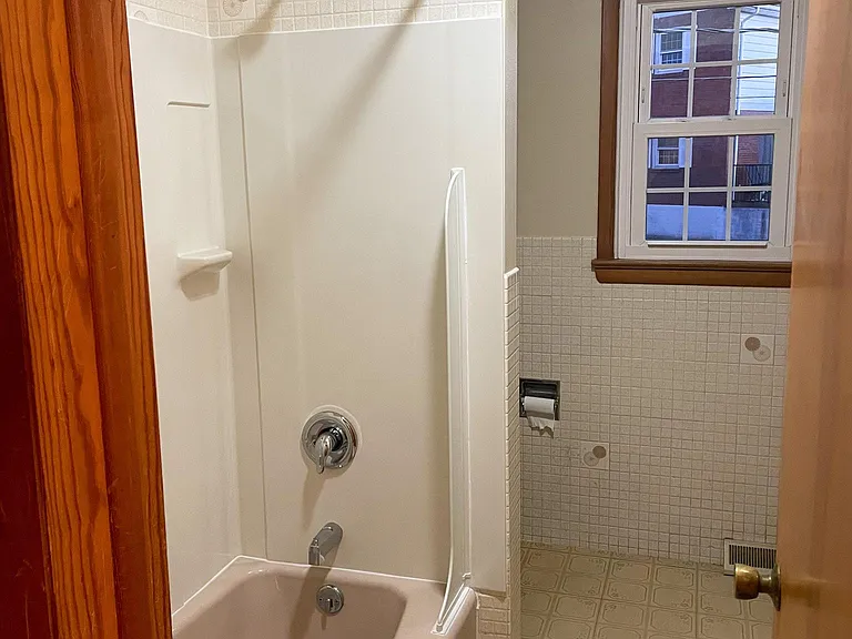 984 Stony Bridge Dr — Photo 6