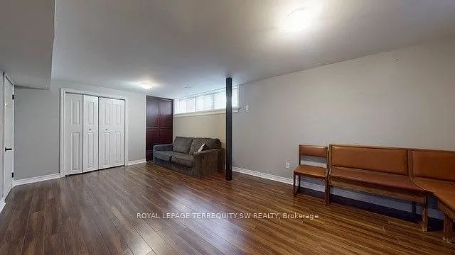 219 Beechgrove Dr #LOWER LVL — Photo 12